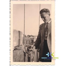 eerste steenlegging woon-winkel huis Gerritzen Spijk (2)